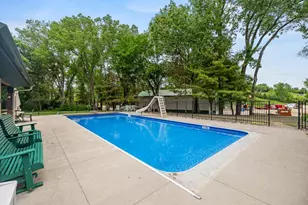 2511 Carver Ave E, Maplewood, MN 55119 - Photo 9