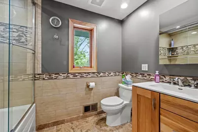 2511 Carver Avenue E, Maplewood, MN 55119 - Photo 29