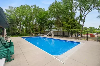 2511 Carver Avenue E, Maplewood, MN 55119 - Photo 9