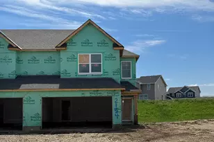 2154 Tyrone Dr, Shakopee, MN 55379 - Photo 1