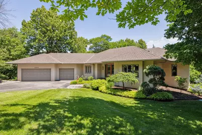 13936 Oakland Place, Minnetonka, MN 55305 - Photo 1