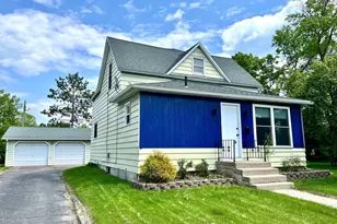 213 Lake Ave, Detroit Lakes, MN 56501 - Photo 3