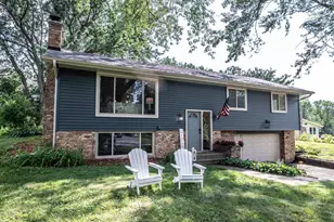 16205 5th Ave N, Plymouth, MN 55447 - Photo 1