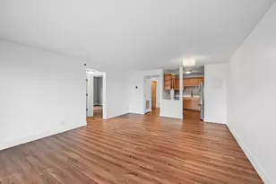 26 10th Street W, Saint Paul, MN 55102 - Photo 7