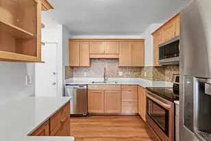 26 10th Street W, Saint Paul, MN 55102 - Photo 9