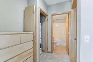 9 W Franklin Ave, Minneapolis, MN 55404 - Photo 17