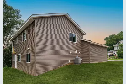 2402 15 Street SE, Rochester, MN 55904 - Photo 3