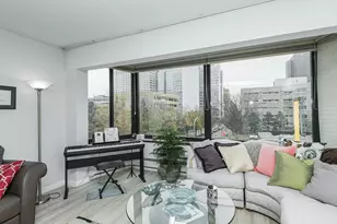 207 5th Ave SW, Rochester, MN 55902 - Photo 3