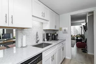 207 5th Ave SW, Rochester, MN 55902 - Photo 7