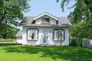 320 W 70th St, Richfield, MN 55423 - Photo 1