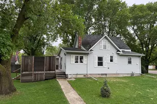 412 Vernon Ave, Morgan, MN 56266 - Photo 1