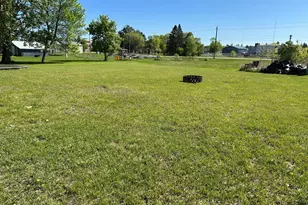 900 Pleasant Ave S, Park Rapids, MN 56470 - Photo 3