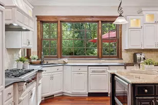 8523 Amsden Rd, Bloomington, MN 55438 - Photo 15