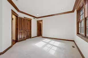 8523 Amsden Rd, Bloomington, MN 55438 - Photo 29