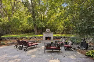 8523 Amsden Rd, Bloomington, MN 55438 - Photo 3