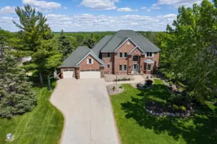 3877 Fairway Dr, Woodbury, MN 55125 - Photo 1