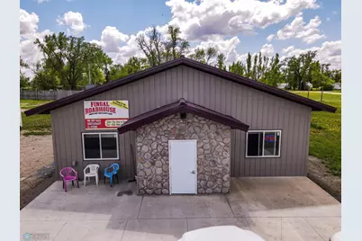329 3rd Street, Fingal, ND 58031 - Photo 1