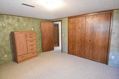 302 Sherwood Avenue N, Thief River Falls, MN 56701 - Photo 33