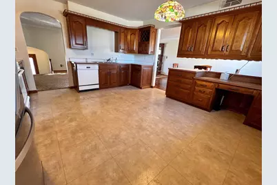 212 Carrow Circle, Marshall, MN 56258 - Photo 13