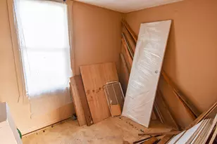 715 8th St E, Thief River Falls, MN 56701 - Photo 15