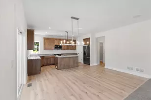 2065 Lusitano St, Shakopee, MN 55379 - Photo 13