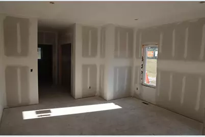 33006 Hilary Circle, Cambridge, MN 55008 - Photo 15