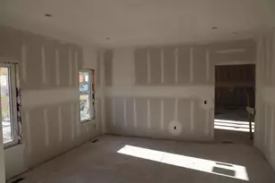 33006 Hilary Cir, Cambridge, MN 55008 - Photo 7