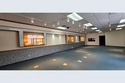 202 S Broadway Avenue, Albert Lea, MN 56007 - Photo 9