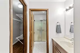 10441 Greenbrier Rd, Minnetonka, MN 55305 - Photo 21