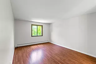 10441 Greenbrier Rd, Minnetonka, MN 55305 - Photo 17