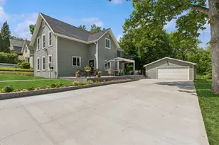 406 Mulberry St W, Stillwater, MN 55082 - Photo 1