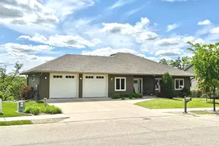 2774 Pine Ridge Blvd, Red Wing, MN 55066 - Photo 1