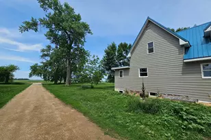 2032 70th Ave, Pipestone, MN 56164 - Photo 29