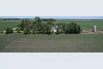 2032 70th Avenue, Pipestone, MN 56164 - Photo 33