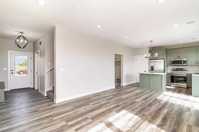 811 Viburnum Street, Belle Plaine, MN 56011 - Photo 5