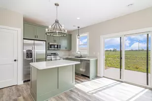 811 Viburnum St, Belle Plaine, MN 56011 - Photo 3