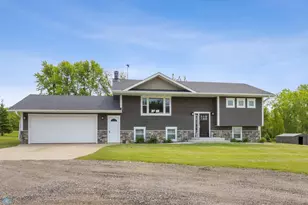 18117 Cherry Creek Ln, Detroit Lakes, MN 56501 - Photo 3