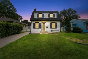 1566 Grotto St N, Saint Paul, MN 55117 - Photo 1