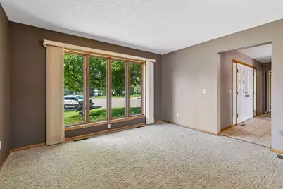 15813 Highview Drive, Apple Valley, MN 55124 - Photo 7