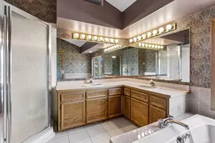 15813 Highview Dr, Apple Valley, MN 55124 - Photo 39