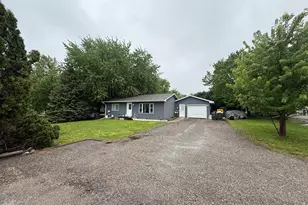 413 Main St, New London, MN 56273 - Photo 1