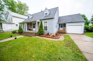 109 2nd St SW, Blooming Prairie, MN 55917 - Photo 5