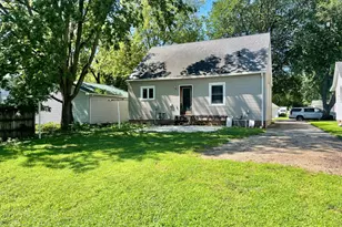111 N Park Ave, Springfield, MN 56087 - Photo 33