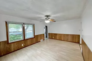 111 N Park Ave, Springfield, MN 56087 - Photo 7