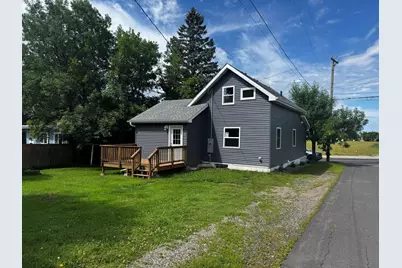 402 N Elba Avenue, Eveleth, MN 55734 - Photo 1