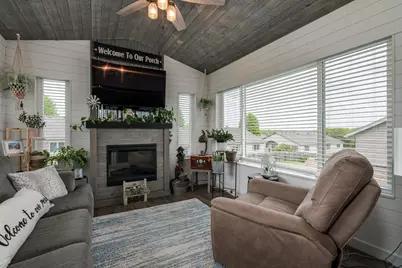 641 Beverly Street, Wanamingo, MN 55983 - Photo 11