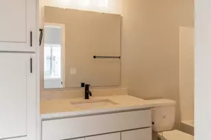 4176 Arthur Dr S, Fargo, ND 58104 - Photo 19