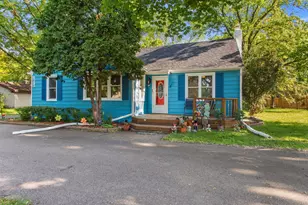 1015 County Road B2 W, Roseville, MN 55113 - Photo 1