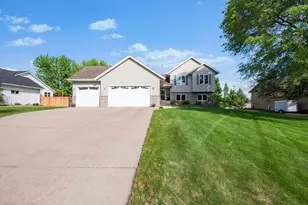 1101 Madisson St, Alexandria, MN 56308 - Photo 1