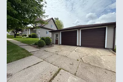 409 Maple Street N, Mabel, MN 55954 - Photo 3